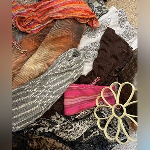 12 scarves with scarf holder
